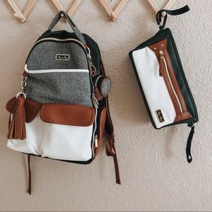 **SOLD** Itzy ritzy boss backpack